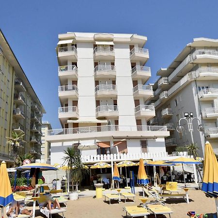 Condominio Union -Walterigato Apartments- Solo Per Famiglie- Lido di Jesolo Luaran gambar