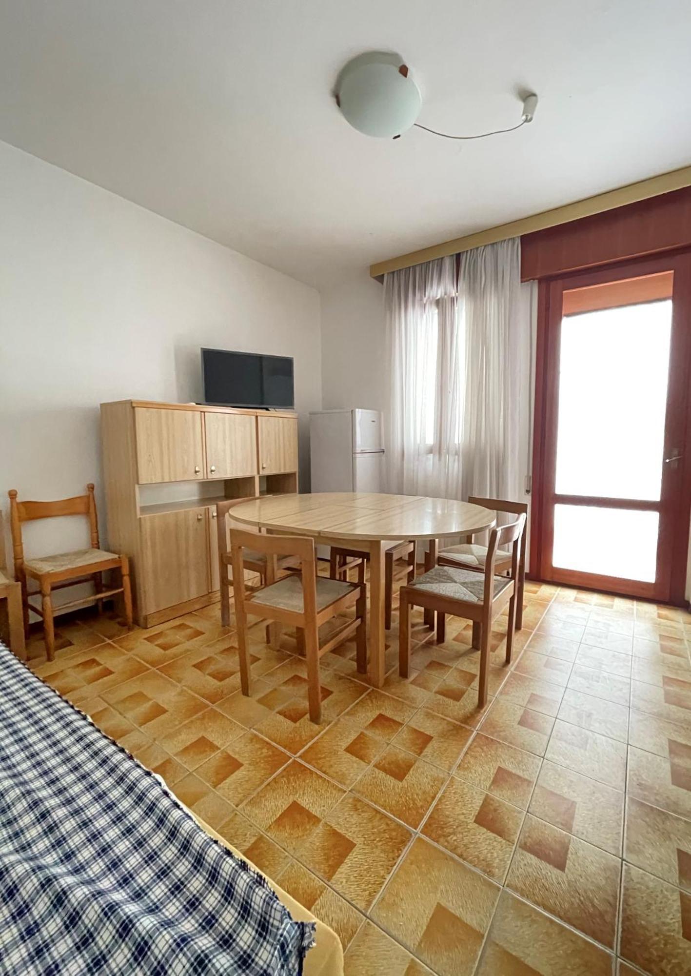 Condominio Union -Walterigato Apartments- Solo Per Famiglie- Lido di Jesolo Luaran gambar
